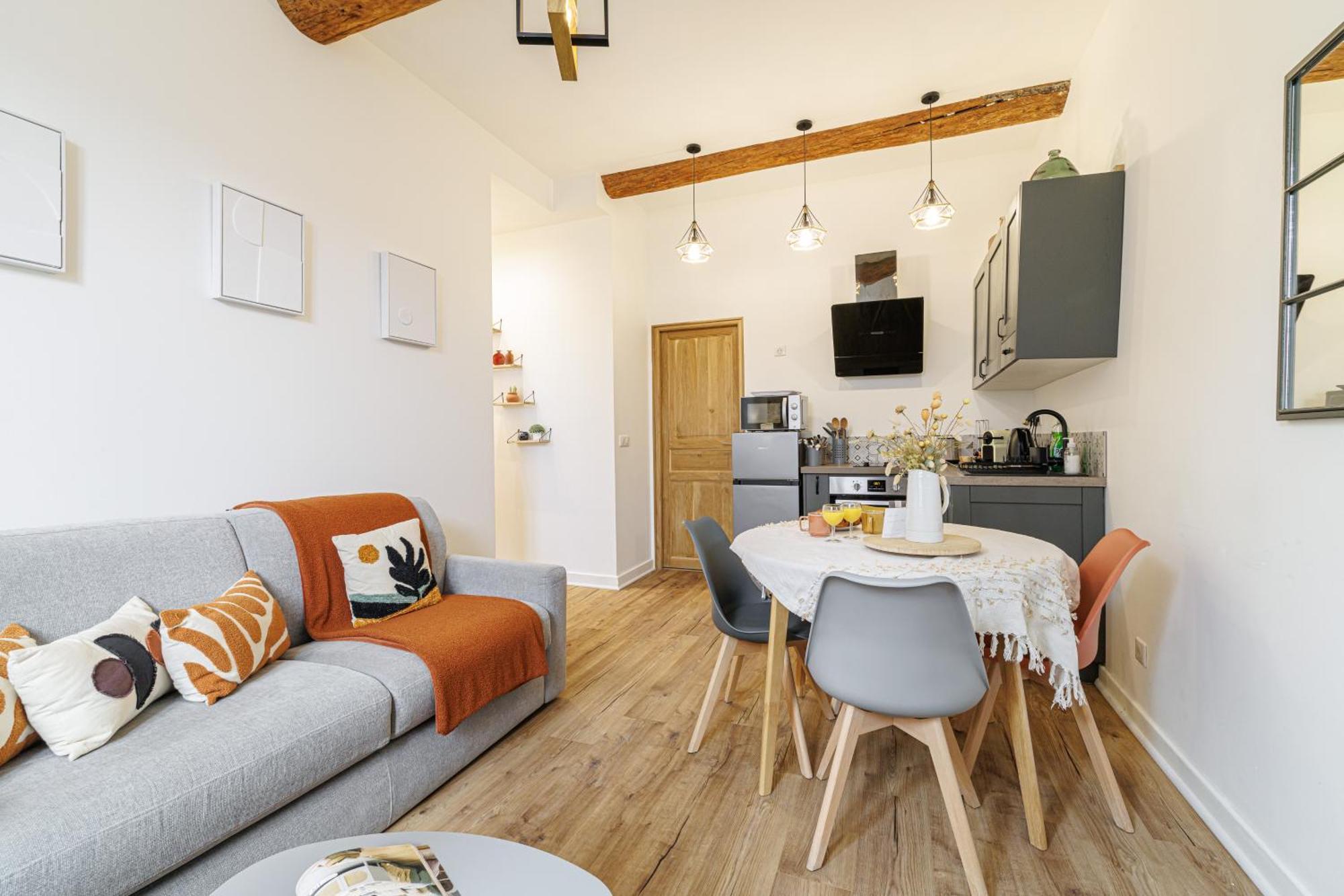 Ferienwohnung Old Town Antibes Superb New Flat, For 3, Ac, Wi-Fi Exterior foto