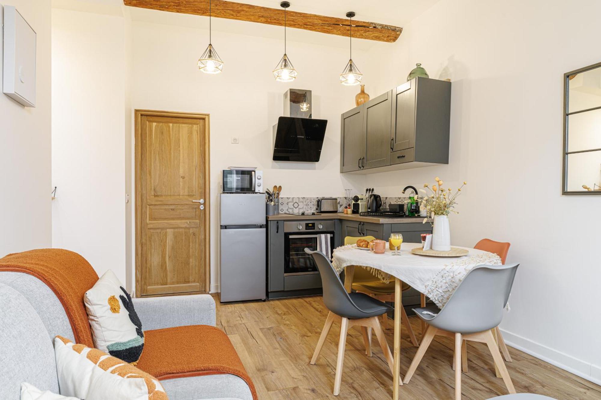 Ferienwohnung Old Town Antibes Superb New Flat, For 3, Ac, Wi-Fi Exterior foto
