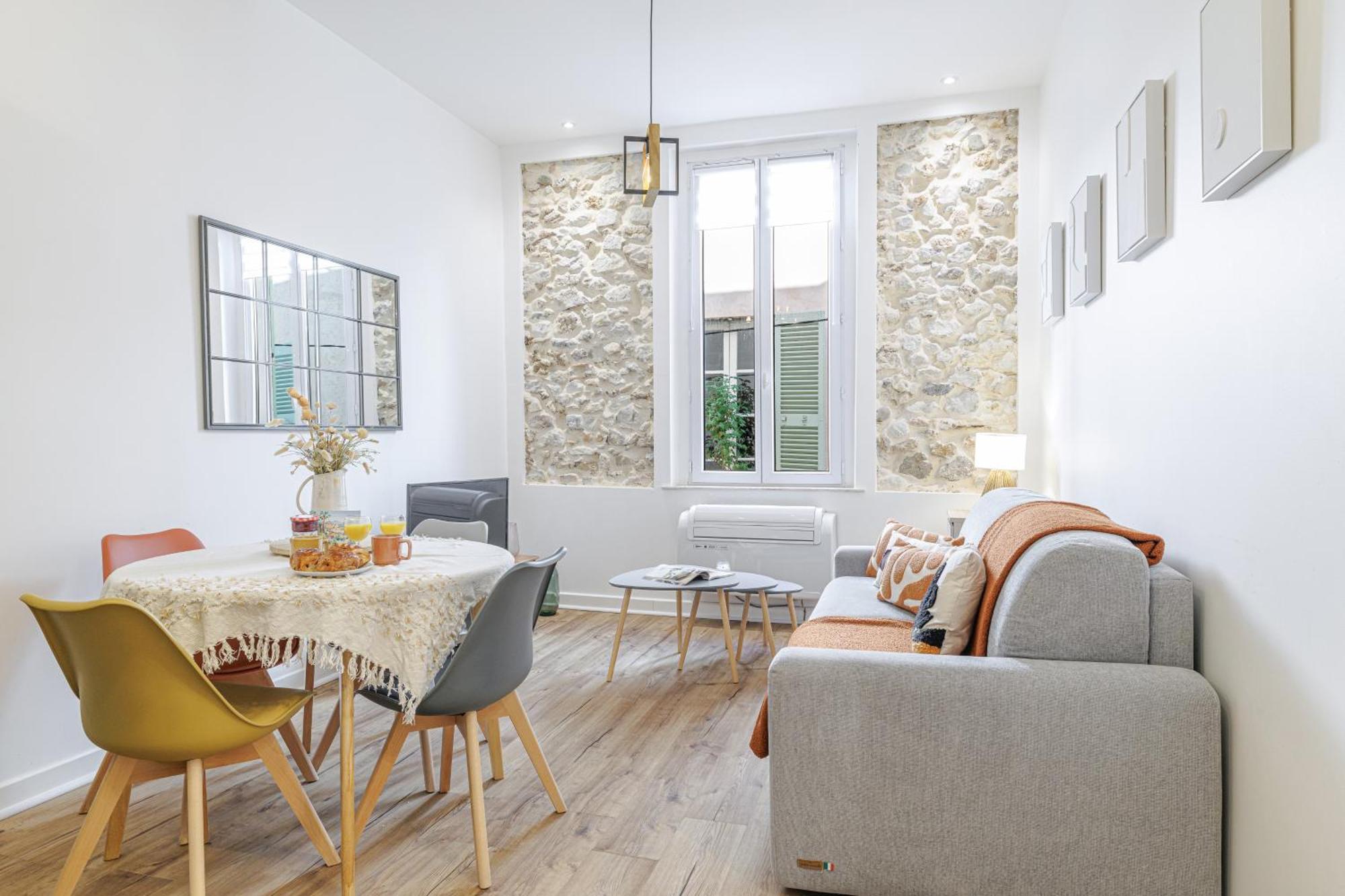 Ferienwohnung Old Town Antibes Superb New Flat, For 3, Ac, Wi-Fi Exterior foto