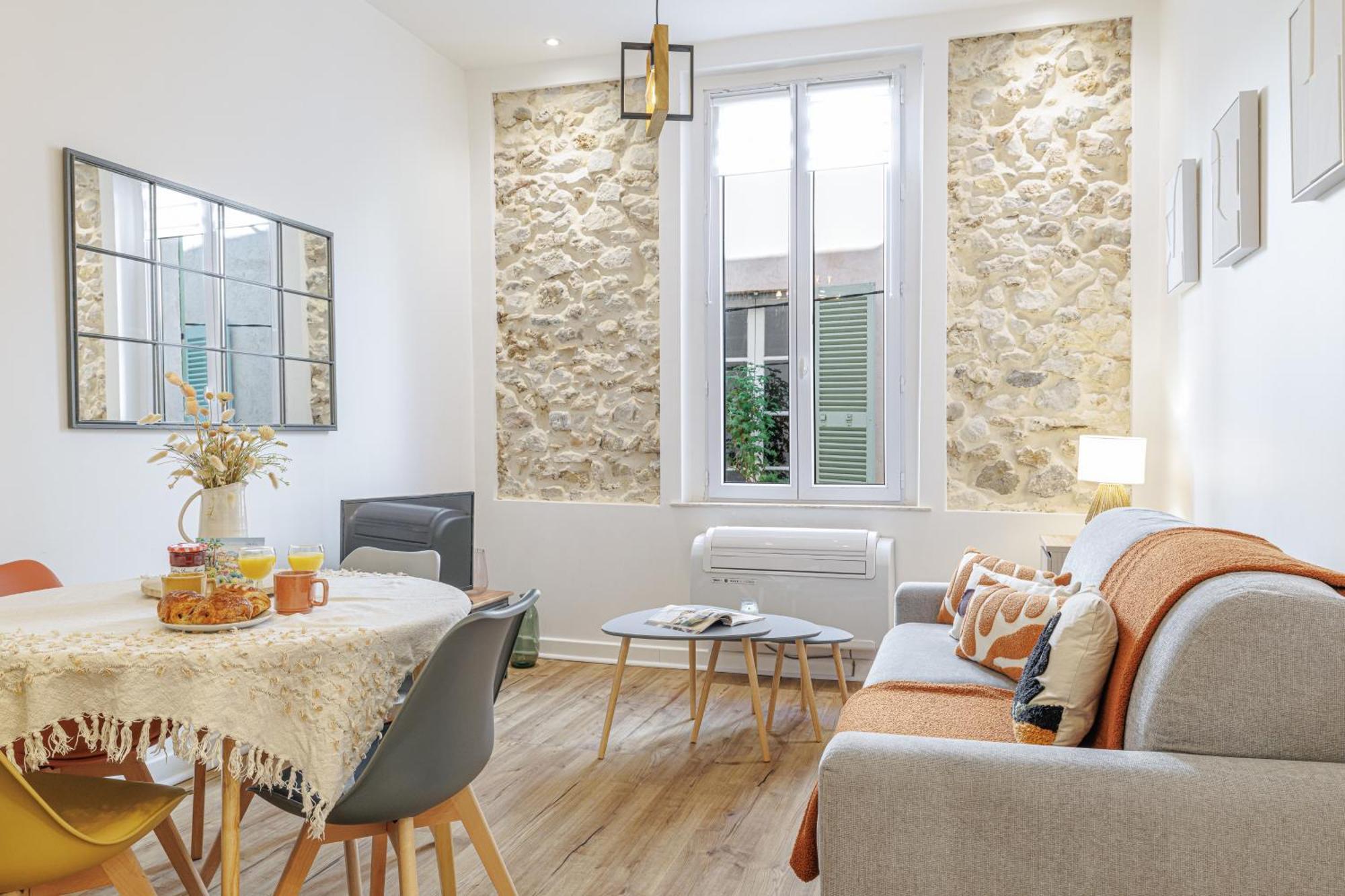 Ferienwohnung Old Town Antibes Superb New Flat, For 3, Ac, Wi-Fi Exterior foto